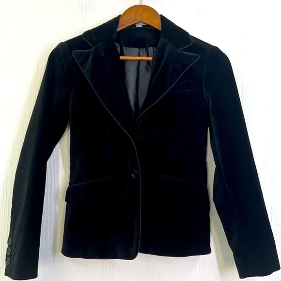 Ann Taylor - Black Velvet 2 Button and 2 Pocket Blazer Size 2 Petite